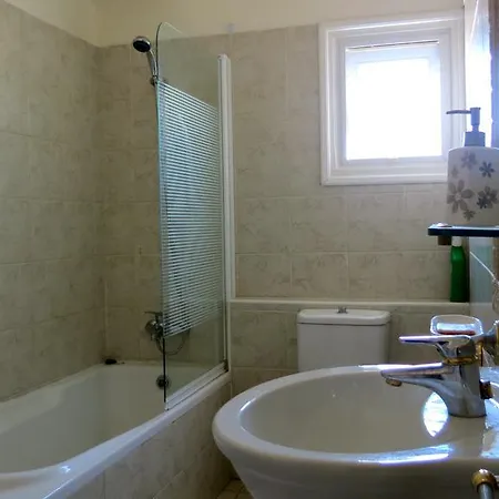 Vizantium Penthouse * لارنكا