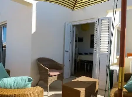 Vizantium Penthouse * لارنكا